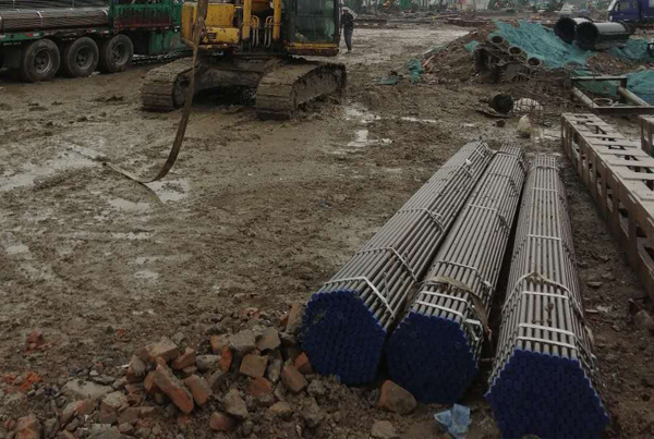 為什么鴻冶注漿管的管口是斜口的，別人的是平